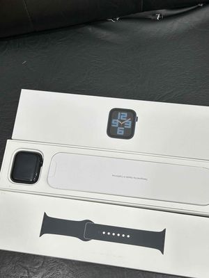Apple watch SE 2 44mm midnight GPS