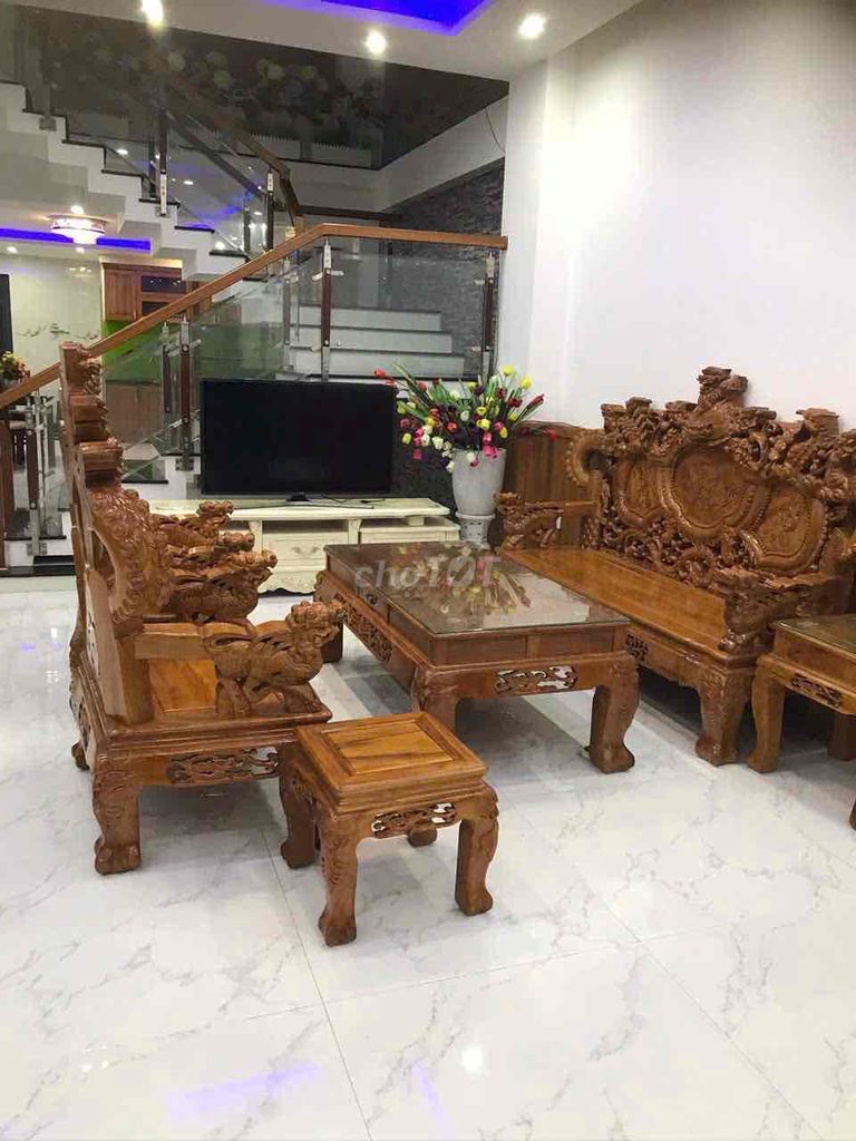 Стильный дом с пятью спальнями на Đoàn Khuê в Nam Việt Á — фото 2