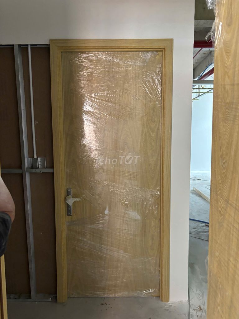 Cửa gỗ công nghiệp Melamine Vàng gỗ. Mua bán Nội thất, đồ gia dụng khác tại Thành phố Thủ Dầu Một Bình Dương được đăng bởi Thúy Vân hình 1