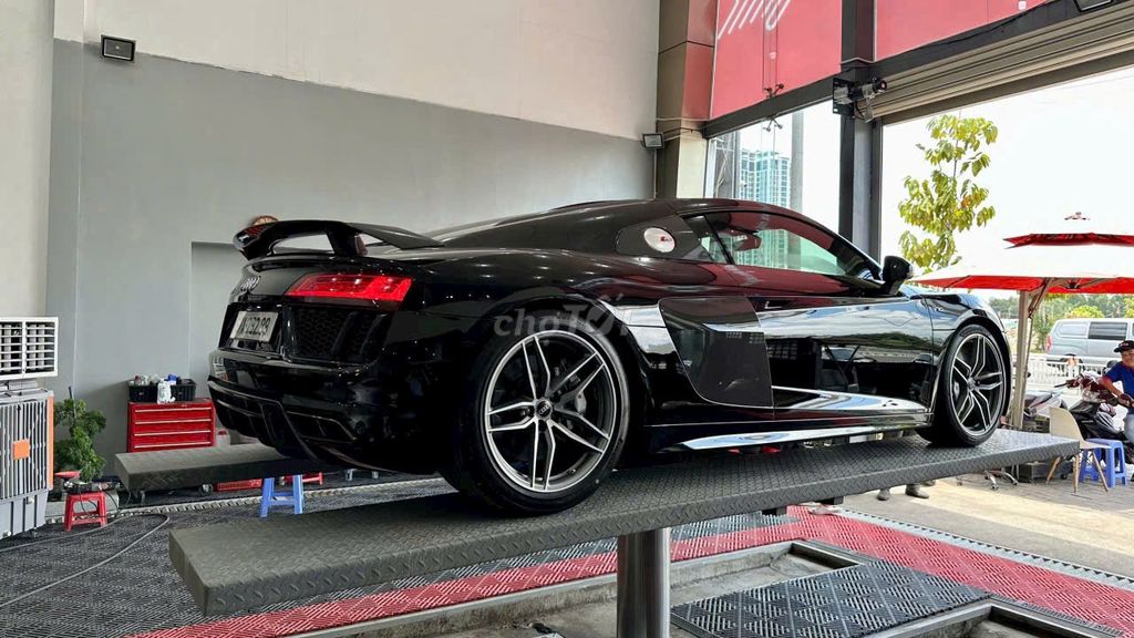 Audi R8 V10 Plus Đen đời 2015, 29000 km. Mua bán Ô tô tại Thành phố Thủ Đức Tp Hồ Chí Minh được đăng bởi sang  hình 3