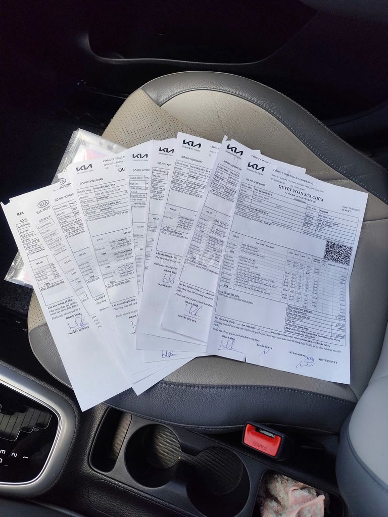 Kia Soluto 2019 AT Deluxe - 700000 km. Mua bán Ô tô tại Quận Cẩm Lệ Đà Nẵng được đăng bởi Nguyễn Đức Trưởng hình 9