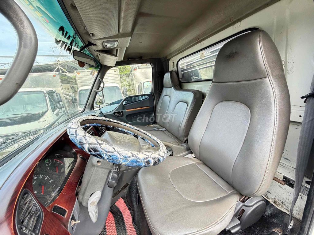 Hyundai HD99 2016 tải 6tấn5 thùng kín inox 5m zin. Mua bán Xe tải, xe ben tại Thành phố Thuận An Bình Dương được đăng bởi Diễm Phúc Ô Tô hình 7