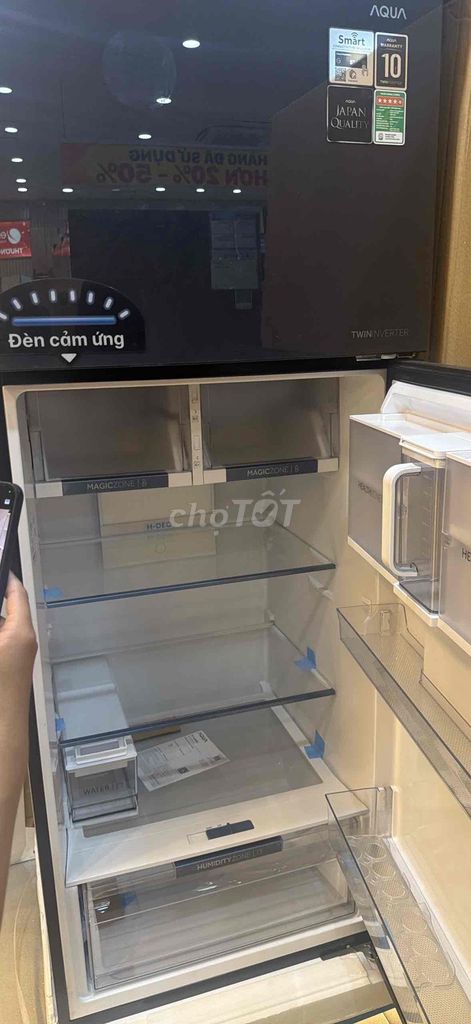 Tủ lạnh Aqua Twin Inverter Đen Japan Quality. Mua bán Tủ lạnh tại Thành phố Vũng Tàu Bà Rịa - Vũng Tàu được đăng bởi Võ Thanh Tâm hình 1