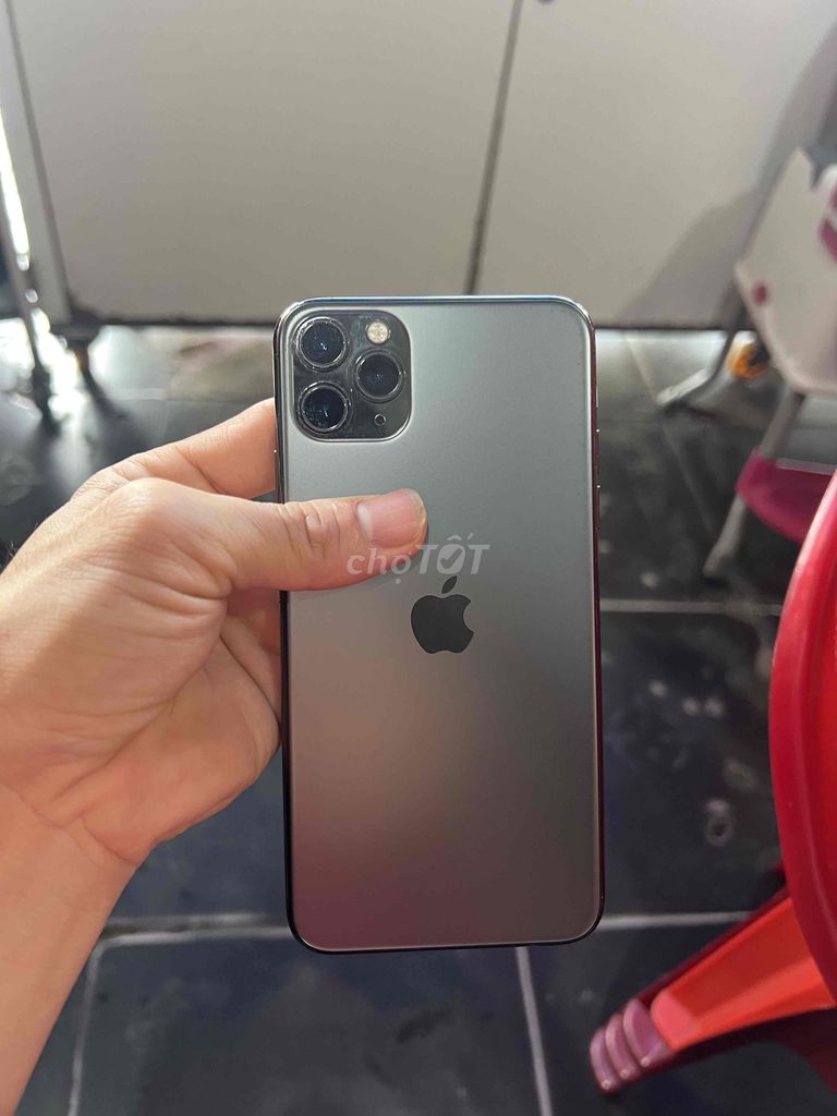 iPhone 11 Pro Max 64GB Xám. Mua bán Điện thoại tại Thành phố Thuận An Bình Dương được đăng bởi CÁT hình 1