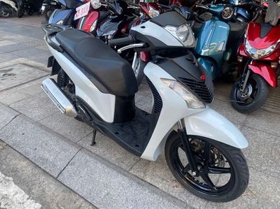 Honda SH 150 2015 Trắng Đã sử dụng