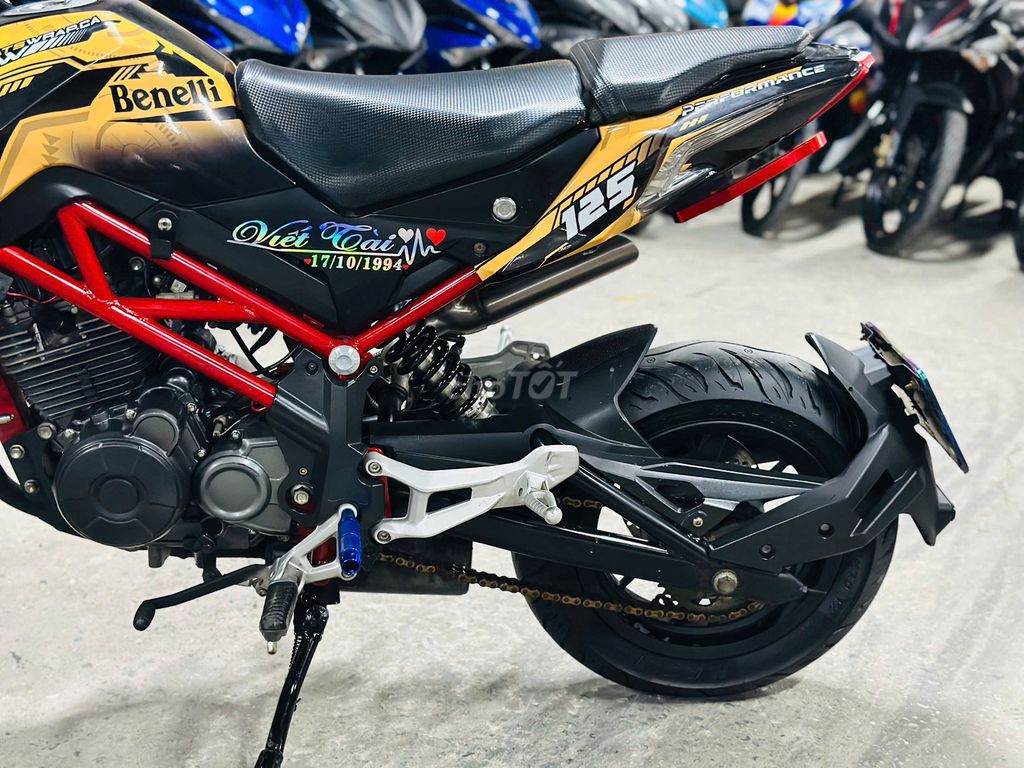 XE MÁYTHANH TÙNG_TNT 125 VÀNG ĐEN ZIN CÔN TAY MINI. Mua bán Xe máy tại Quận Nam Từ Liêm Hà Nội được đăng bởi THANH TÙNG hình 6
