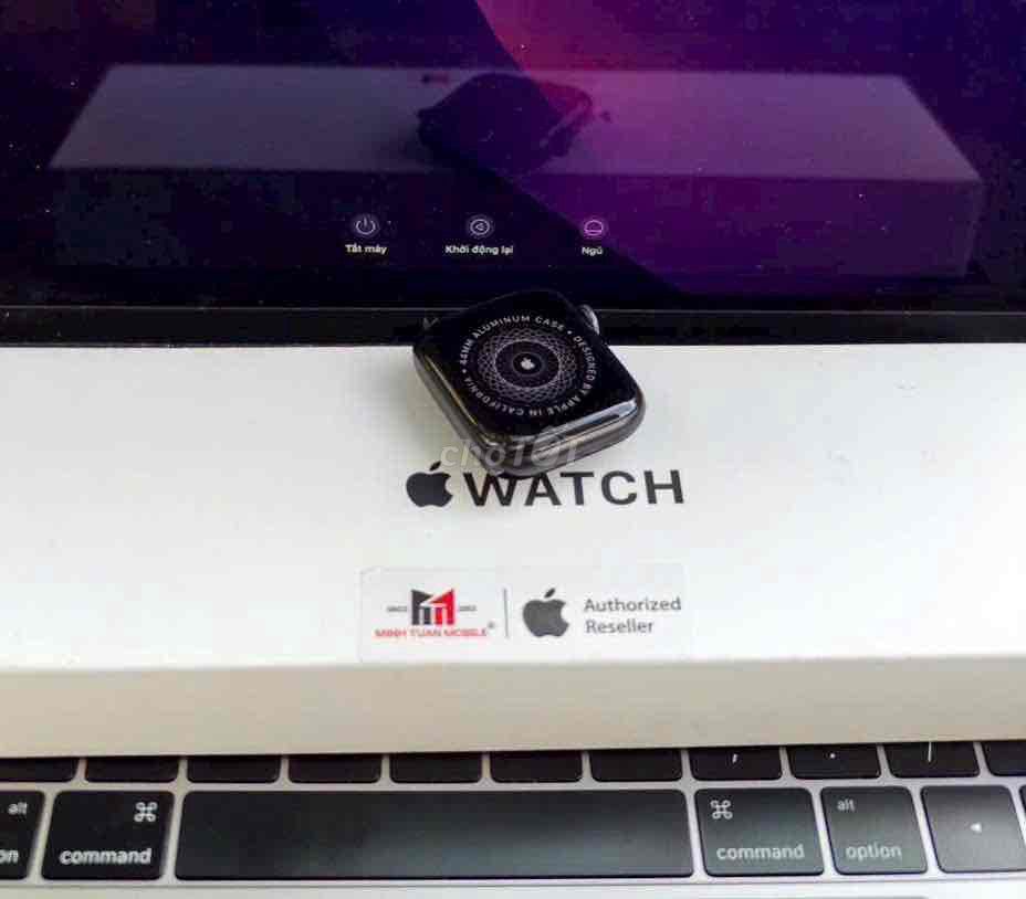 Apple Watch SE 3 Aluminum GPS 44mm. Mua bán Thiết bị đeo thông minh tại Thành phố Bạc Liêu Bạc Liêu được đăng bởi Nguyễn Hưng Thịnh hình 1