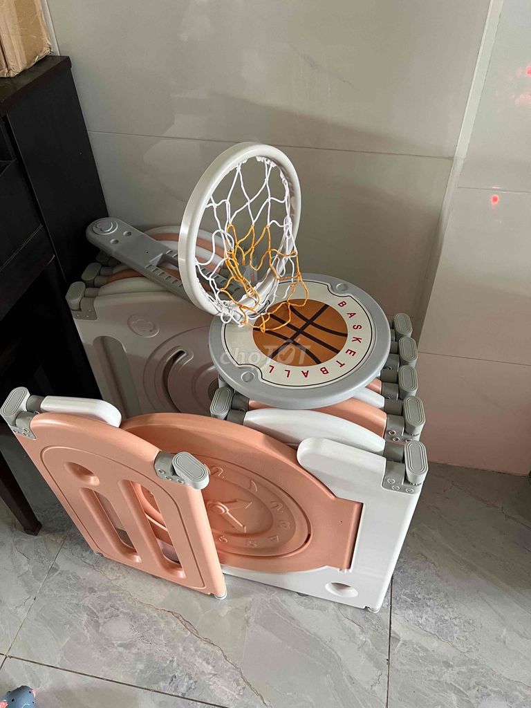 Quây cho bé đã qua sử dụng, còn mới đẹp.. Mua bán Mẹ và bé tại Huyện Nhà Bè Tp Hồ Chí Minh được đăng bởi Lâm Trịnh Quang hình 1