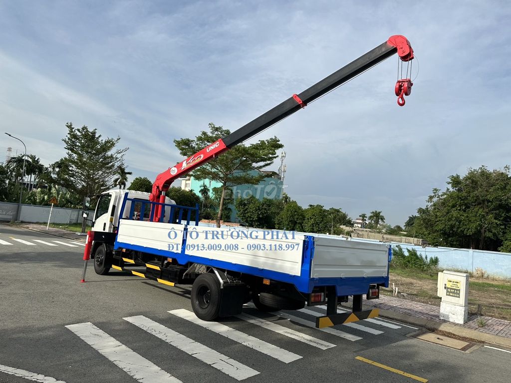 Isuzu 6 tấn cẩu Unic 340-370 thùng 6.1m xe Euro 5. Mua bán Xe tải, xe ben tại Quận 12 Tp Hồ Chí Minh được đăng bởi Mr Thành hình 4