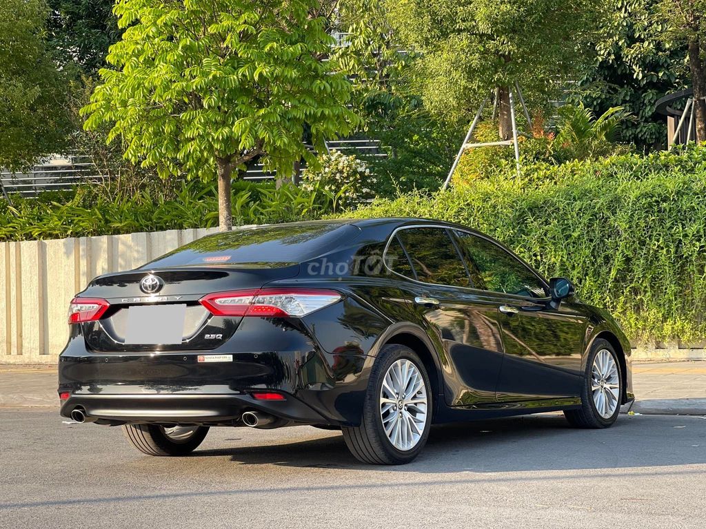 Toyota Camry 2.5q 2021 đen xe gd. Mua bán Ô tô tại Quận 12 Tp Hồ Chí Minh được đăng bởi Quang hình 7