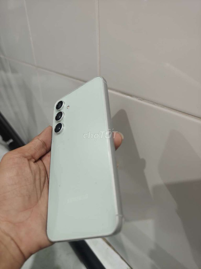 Samsung S23 FE .. Mua bán Điện thoại tại Thành phố Thủ Đức Tp Hồ Chí Minh được đăng bởi chu pin hình 1