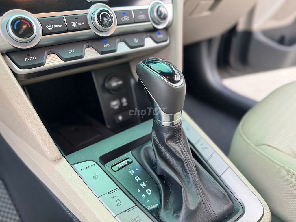 Hyundai Elantra 2022 2.0 AT - 19000 km. Mua bán Ô tô tại Quận 10 Tp Hồ Chí Minh được đăng bởi ĐỨC XE LƯỚT hình 5