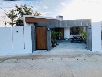 Rent · 3 bd · 370 м² · Quận Ngũ Hành Sơn, ул. Đường Đặng Thái Thân