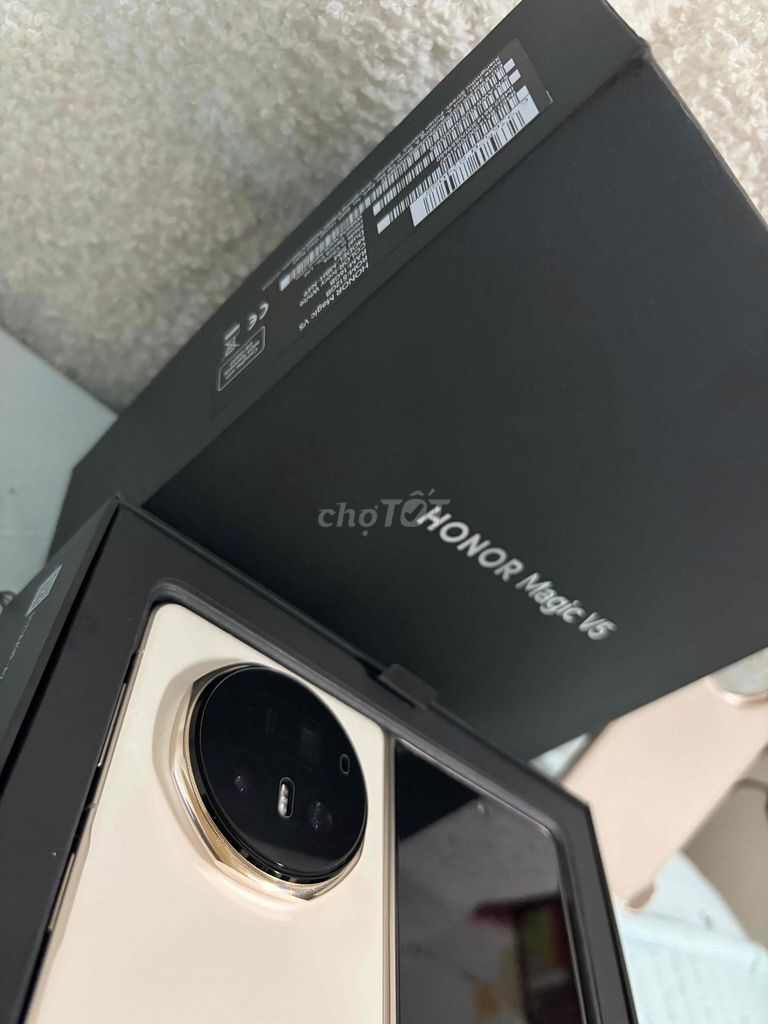 Honor Magic V5 16GB/512GB Trắng. Mua bán Điện thoại tại Quận Bắc Từ Liêm Hà Nội được đăng bởi Phạm Bá Hướng hình 1