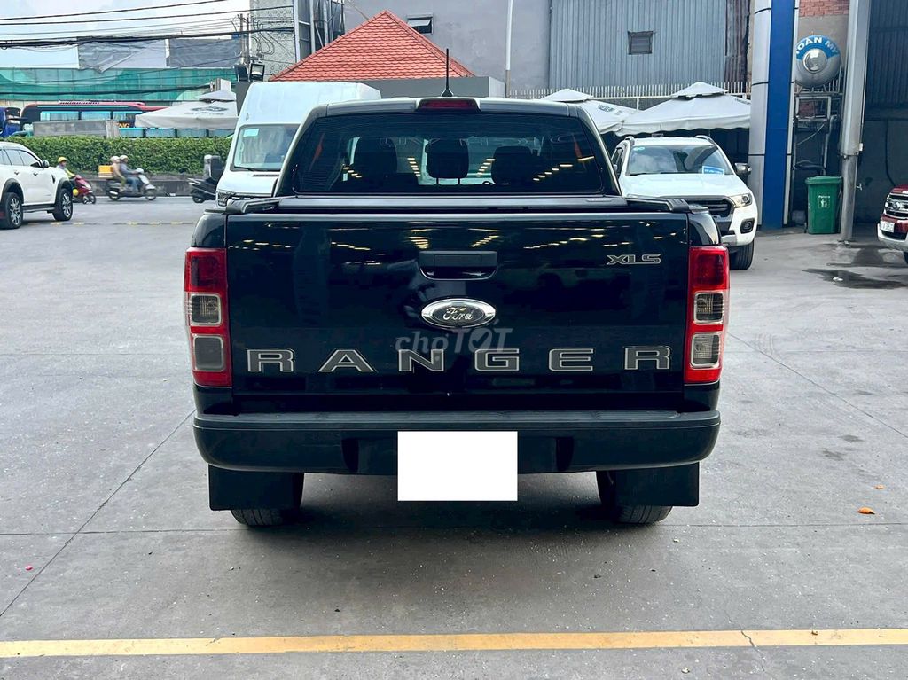 Ford Ranger 2022 XLS 2.0 4x2 AT. Mua bán Ô tô tại Quận 12 Tp Hồ Chí Minh được đăng bởi Gia Định Ford User Car hình 12
