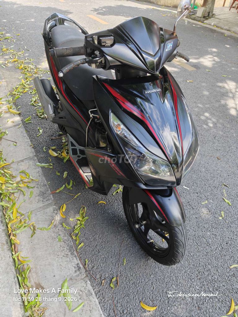 Honda Air Blade 2015 матовый черный