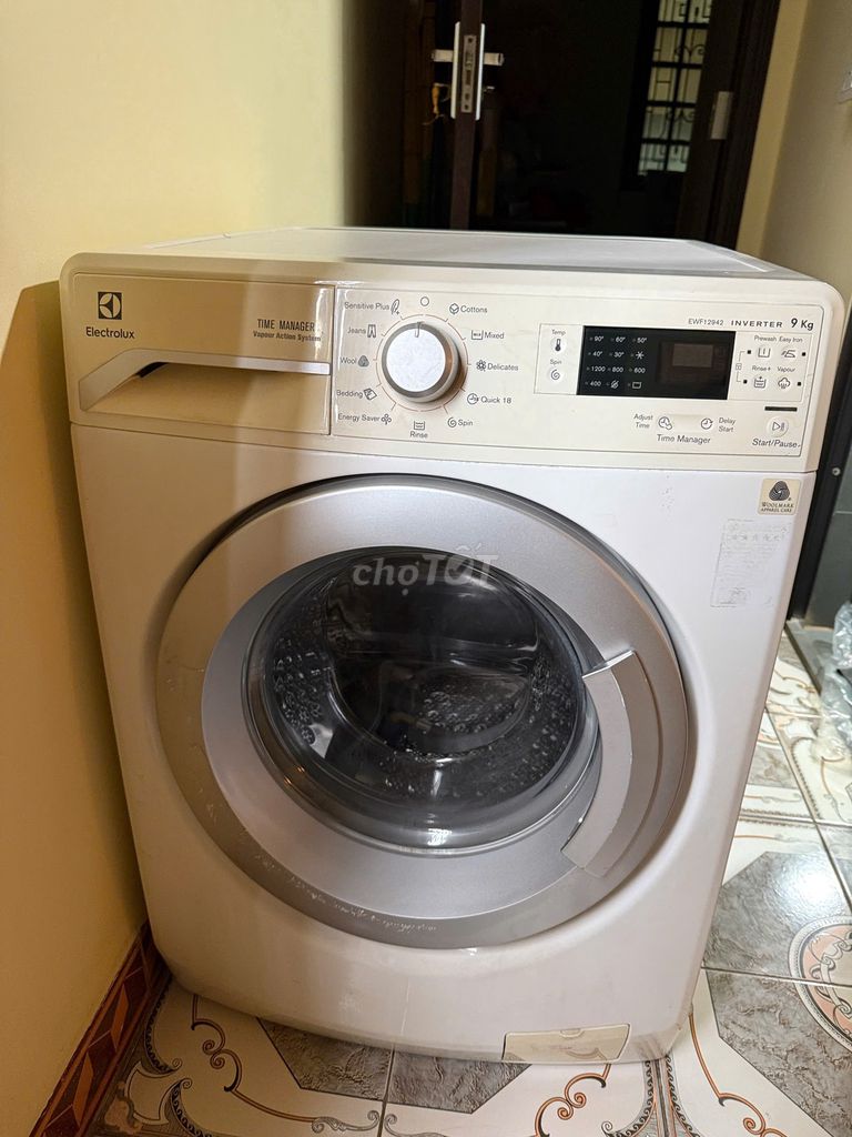 Máy giặt Electrolux inverter EWF12942 9kg Trắng. Mua bán Máy giặt tại Quận Hà Đông Hà Nội được đăng bởi Hiếu hình 1