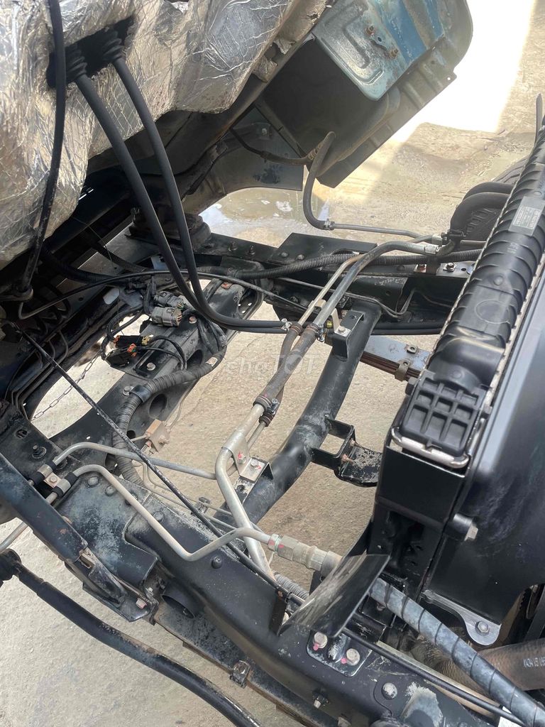 K165. trọng tải 2.4 tấn đời 2015. xe 1 chủ Sơn zin. Mua bán Xe tải, xe ben tại Thành phố Dĩ An Bình Dương được đăng bởi Tuan hình 8