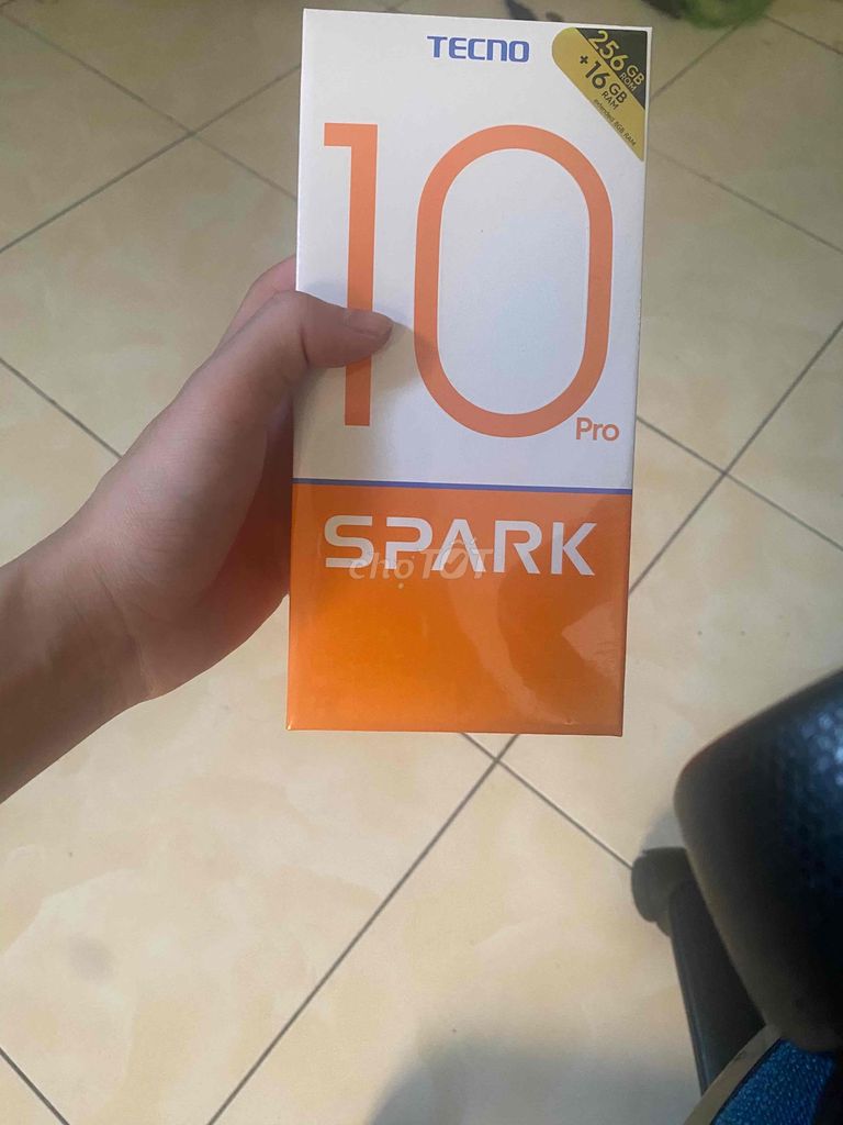 Tecno Spark 10 pro chính hãng mới 100% chưa unbox