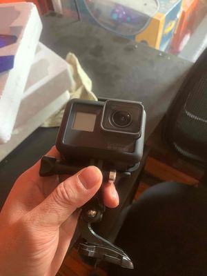 Gopro 6 đầy đủ phụ kiện bán hoặc giao lưu latop. Mua bán Máy ảnh, Máy quay tại Huyện Tiên Du Bắc Ninh được đăng bởi võ huấn pr
