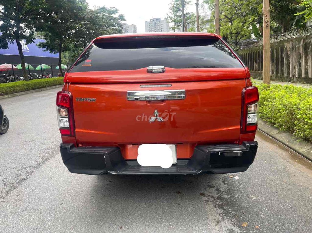Mitsubishi Triton 2022 4x2 AT  odo 42000 km zin. Mua bán Ô tô tại Quận Hoàng Mai Hà Nội được đăng bởi tran duc khien hình 6