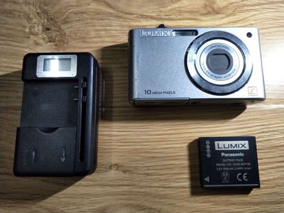 Máy ảnh Panasonic DMC-FS42- 10MP- xtay Nhật Bản