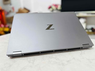 Hp Zbook Fury 17 G7 chip Xeon cực mạnh 32G 512G