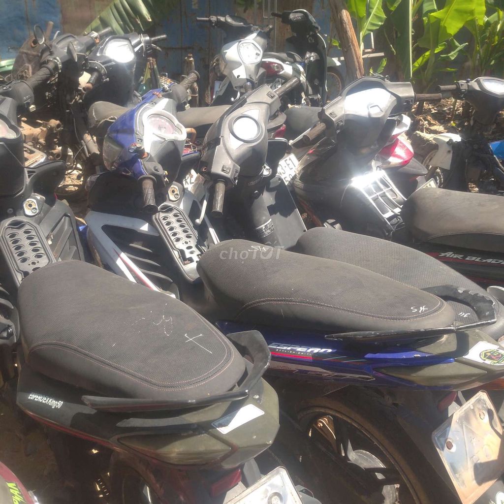 Kho phụ tùng xe máy cũ. Mua bán Phụ tùng xe tại Quận Cẩm Lệ Đà Nẵng được đăng bởi hồ chí hiếu hình 3