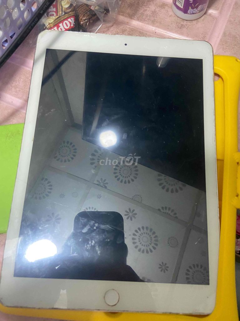 iPad Air 64GB Quốc Tế, Màn 7.9 inch. Mua bán Máy tính bảng tại Huyện Châu Thành Kiên Giang được đăng bởi Nguyen Kha hình 1