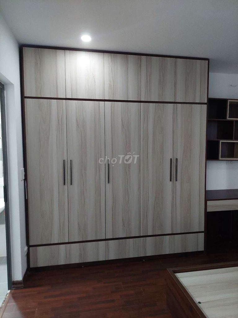 Tủ quần áo Gỗ MDF cốt xanh Vân gỗ nhạt chống ẩm. Mua bán Tủ, kệ gia đình tại Quận Hà Đông Hà Nội được đăng bởi Vũ văn khương hình 1