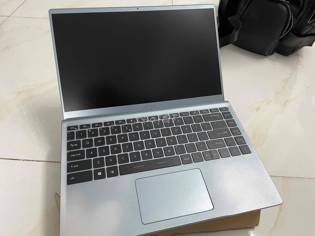 Bán xác MSI Modern 14 i5 1135G7 16GB/512GB. Mua bán Laptop tại Thành phố Dĩ An Bình Dương được đăng bởi docholag hình 1