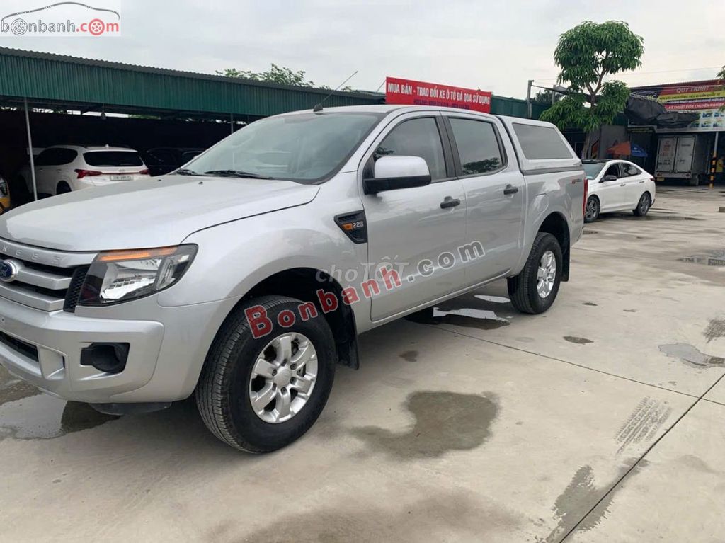 Xe Ford Ranger XLS 2.2L 4x2 MT 2015 - 300 Triệu. Mua bán Ô tô tại Quận Nam Từ Liêm Hà Nội được đăng bởi Anh Kiên hình 1