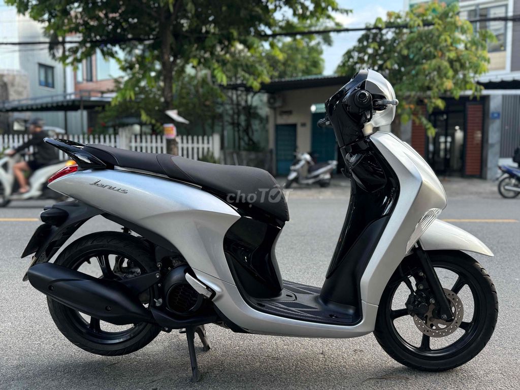 Janus 2019 Smartkey B.số 43 cực đẹp 390.86. Mua bán Xe máy tại Quận Liên Chiểu Đà Nẵng được đăng bởi Hòa Xe Máy Cũ hình 4