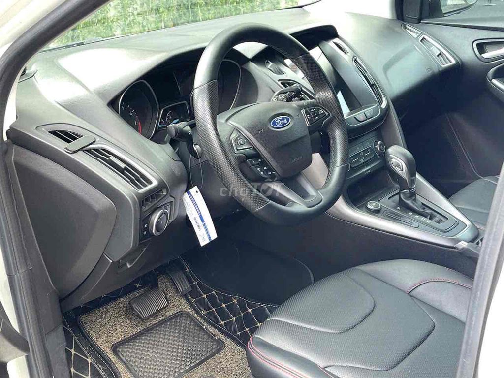 Bán Ford Focus Trend 1.5L Ecoboost 2018 66.000 km. Mua bán Ô tô tại Quận 3 Tp Hồ Chí Minh được đăng bởi Phan Nguyễn Quốc hình 8