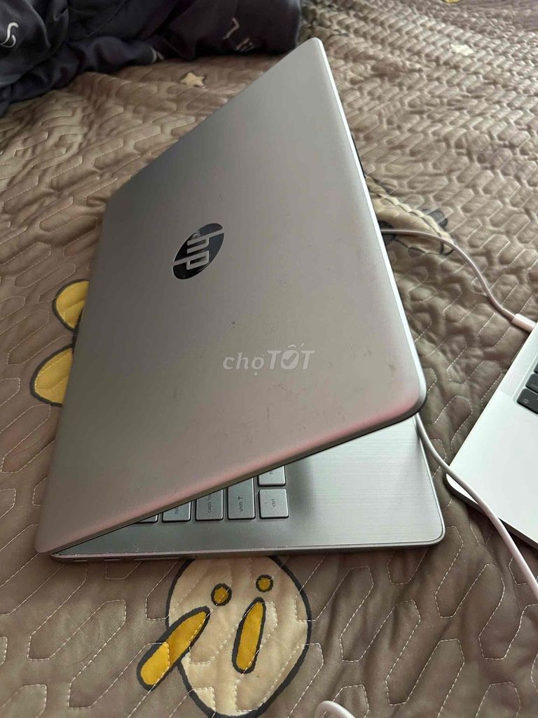 HP Laptop Ryzen 3 3200 Bạc. Mua bán Laptop tại Quận Liên Chiểu Đà Nẵng được đăng bởi Thắng hình 1