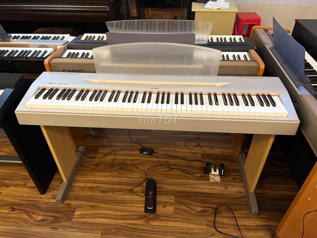 Piano Nhật Yamaha P60s chất đàn đẹp, âm thanh hay