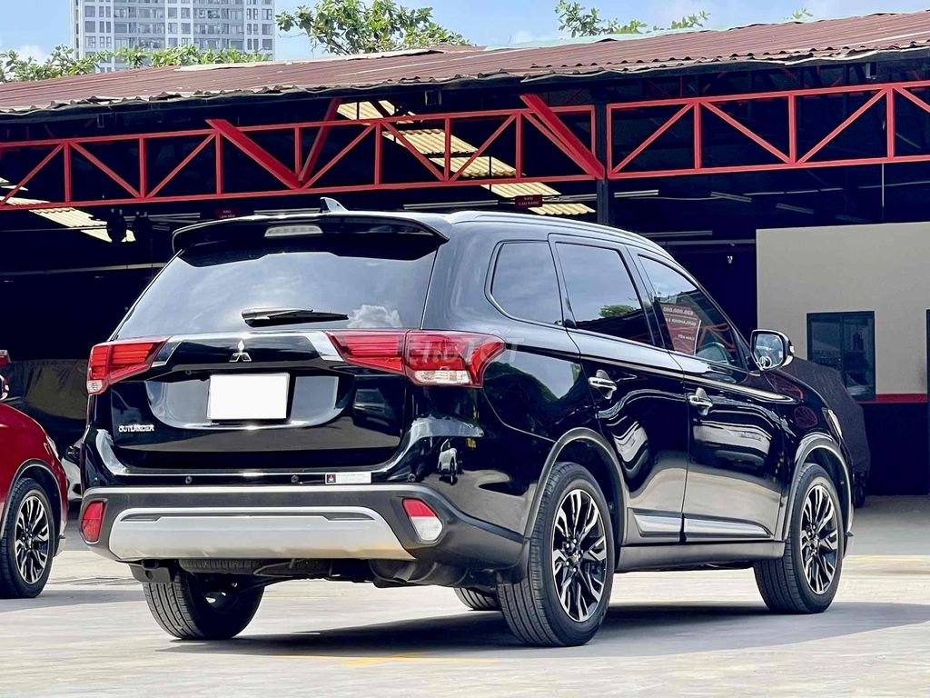 Outlander 2020 2.0 CVT - 22000km chủ đi ít giữ kỹ. Mua bán Ô tô tại Quận 8 Tp Hồ Chí Minh được đăng bởi Trường Nguyễn Chợ Tốt Xe Official Mall hình 6