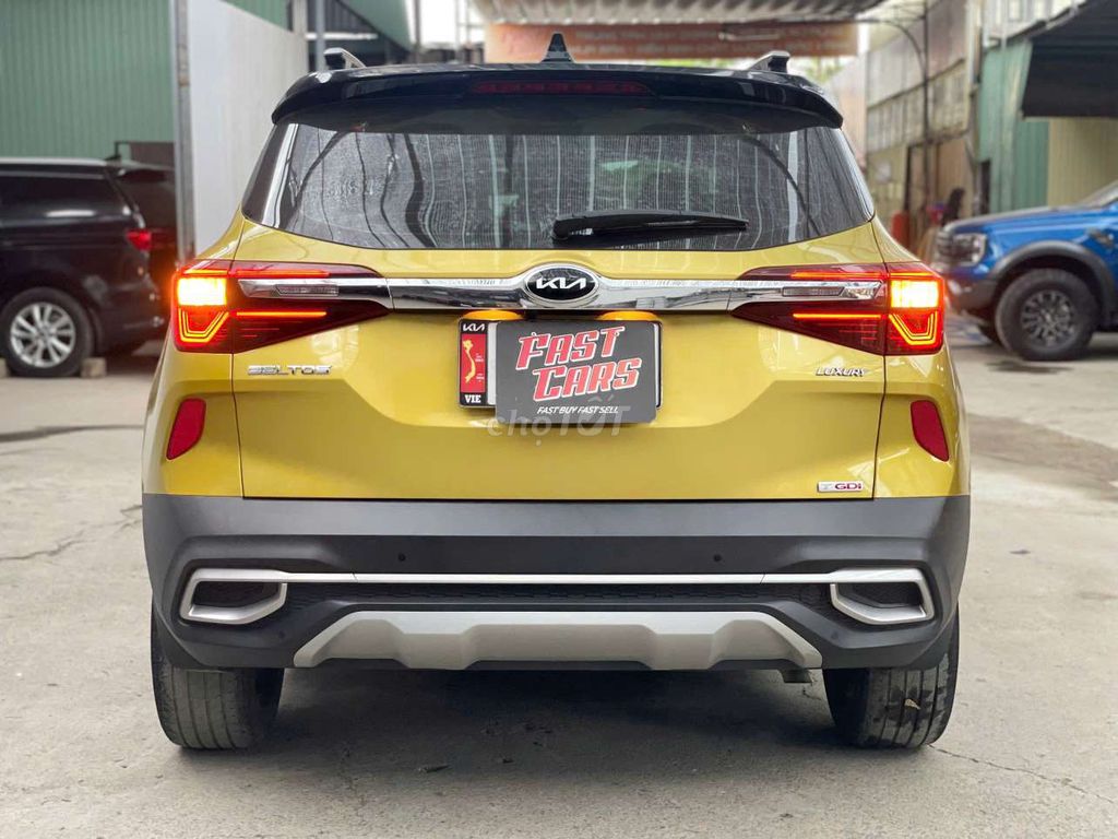 Kia Seltos 2021 Luxury 1.4 Turbo,màu vàng,48000 km. Mua bán Ô tô tại Quận Bình Tân Tp Hồ Chí Minh được đăng bởi Son Do hình 6