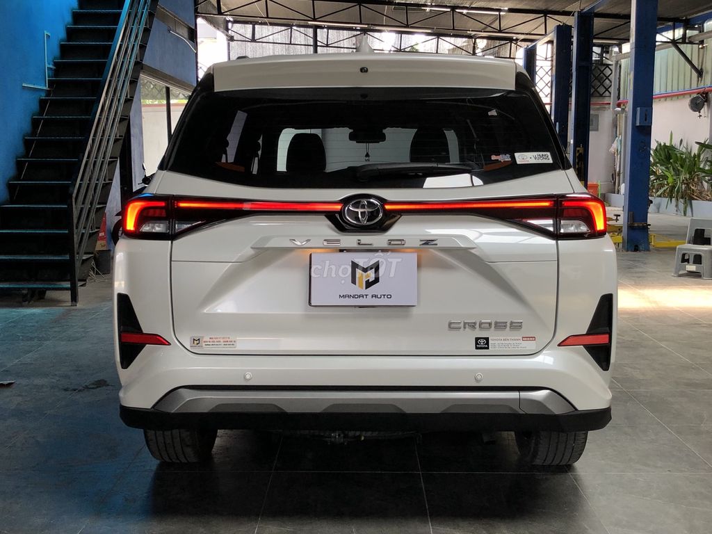Toyota Veloz Cross 2022 CVT Top - 60000 km. Mua bán Ô tô tại Huyện Hóc Môn Tp Hồ Chí Minh được đăng bởi Kavin tran hình 5