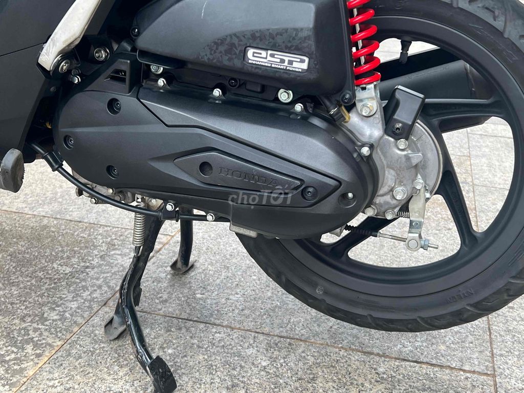 Bán xe Vision 2022 Bản Sport Fom Cao. Mua bán Xe máy tại Thành phố Buôn Ma Thuột Đắk Lắk được đăng bởi Trần Thế Lâm hình 4