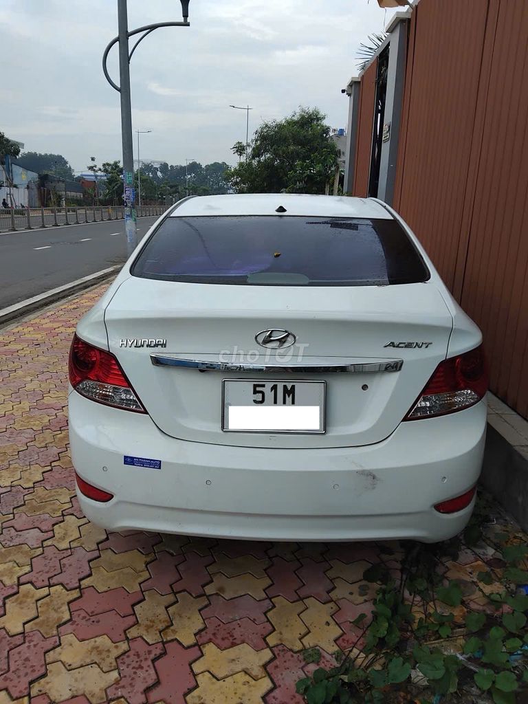 Hyundai Accent 2012 Автомат Белый