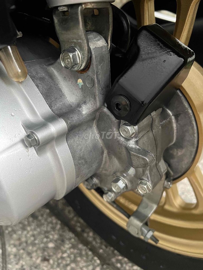 scoopy bs65 chạy ít zin cực đẹp. Mua bán Xe máy tại Quận Ninh Kiều Cần Thơ được đăng bởi Vincom HV hình 8