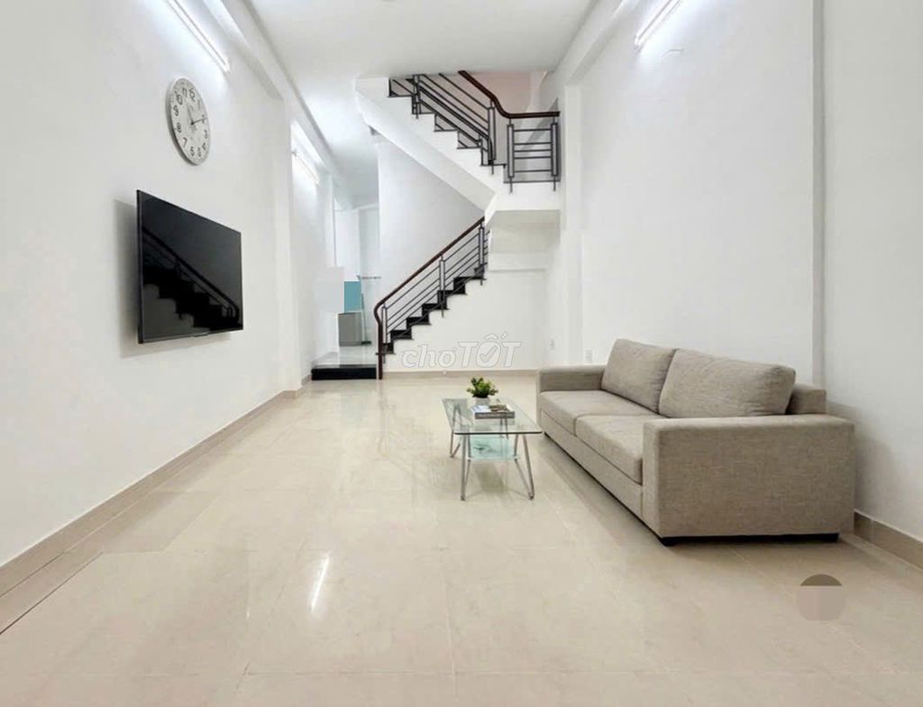 GIÁ TỐT cho Chủ Mới: 2T x 48,2m2 NHÀ ĐẸP - XH đỗ cửa ra Nơ Trang Long.