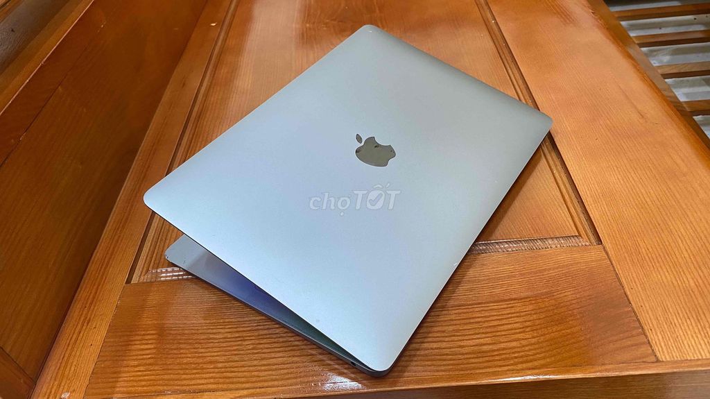 Apple MacBook Air 2019 i5 13 inch 8GB/256GB Xám. Mua bán Laptop tại Huyện Châu Đức Bà Rịa - Vũng Tàu được đăng bởi Út Thanh hình 1