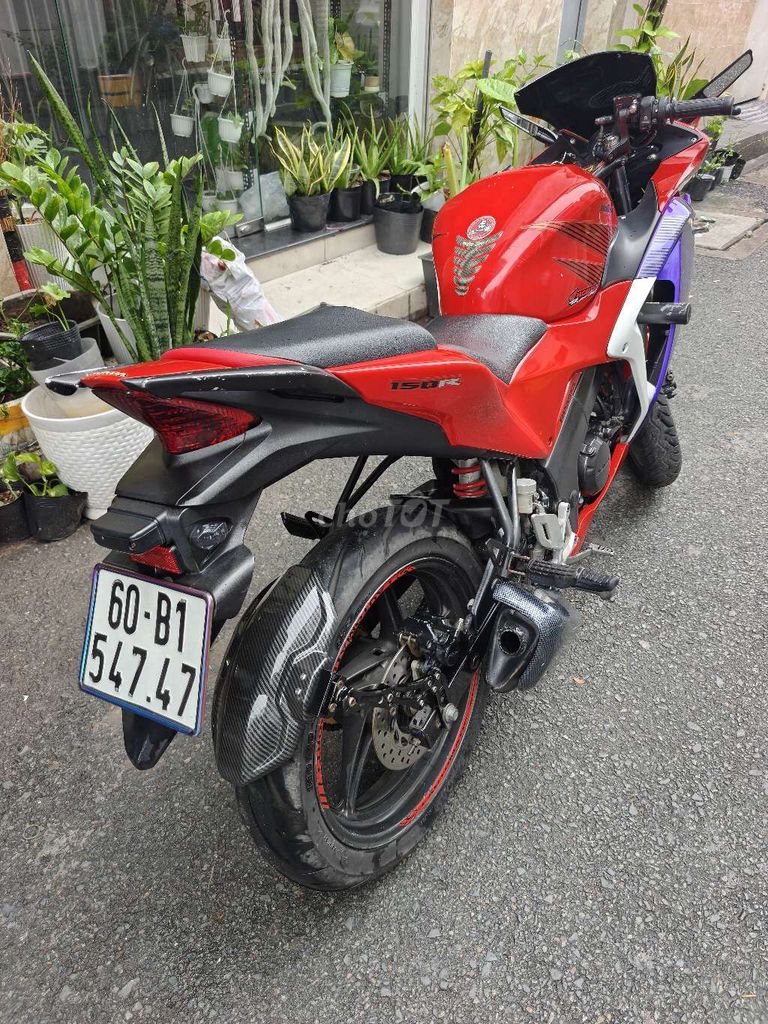 Honda CBR 150cc 2012 Đỏ Tím.xe zin.máy bao êm. Mua bán Xe máy tại Quận 10 Tp Hồ Chí Minh được đăng bởi mua bán điện thoại  hình 8
