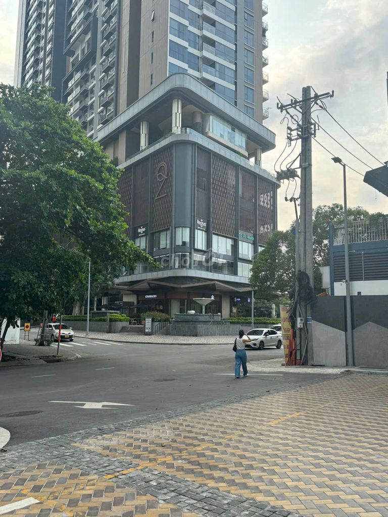 BÁN SHOPHOUSE LÔ GÓC 3 TẦNG – VỊ TRÍ VÀNG TẠI TRUNG TÂM THẢO ĐIỀN. Mua bán văn phòng, mặt bằng kinh doanh tại Thành phố Thủ Đức Tp Hồ Chí Minh được đăng bởi PHẠM KIỀU HẠNH hình 2