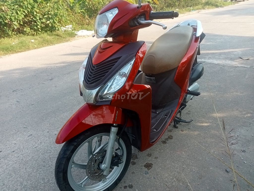 Vision 2017 15tr biển số 59. Mua bán Xe máy tại Quận Đống Đa Hà Nội được đăng bởi duong nguyen hình 2