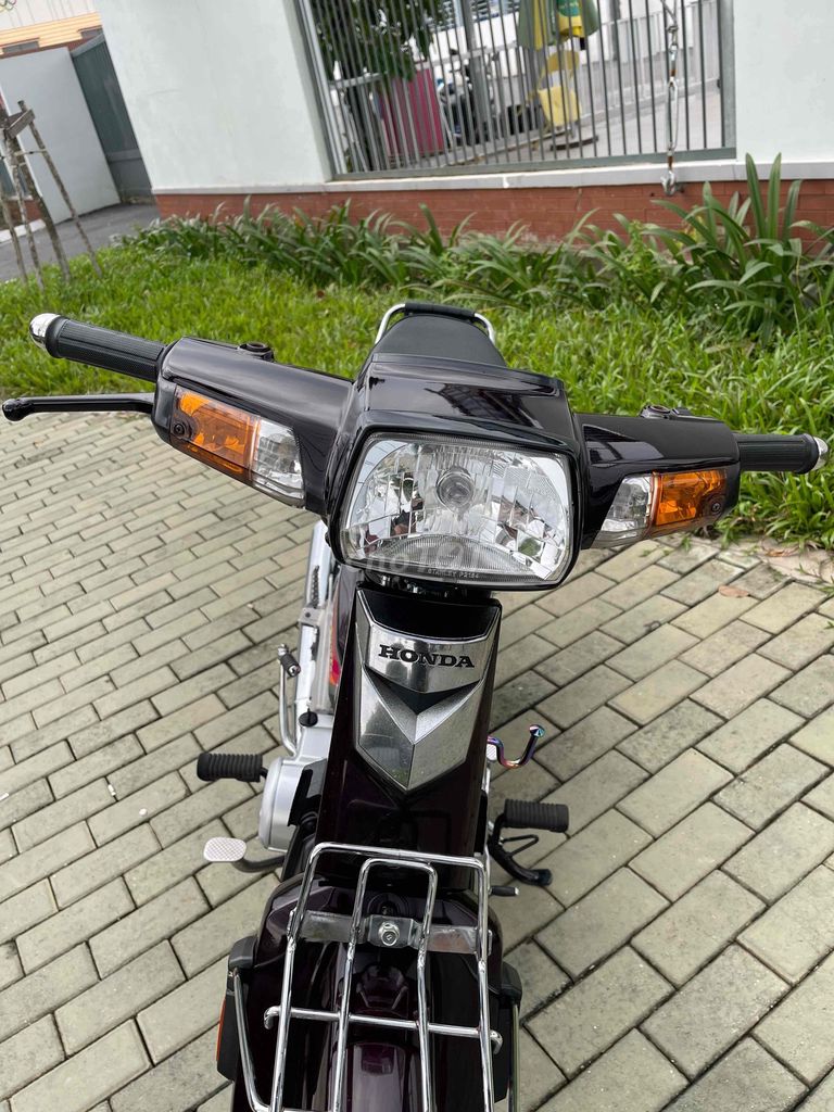 Honda Super Dream 110cc Nâu Đã tân trang. Mua bán Xe máy tại Huyện Hóc Môn Tp Hồ Chí Minh được đăng bởi Nguyễn Tuấn hình 2