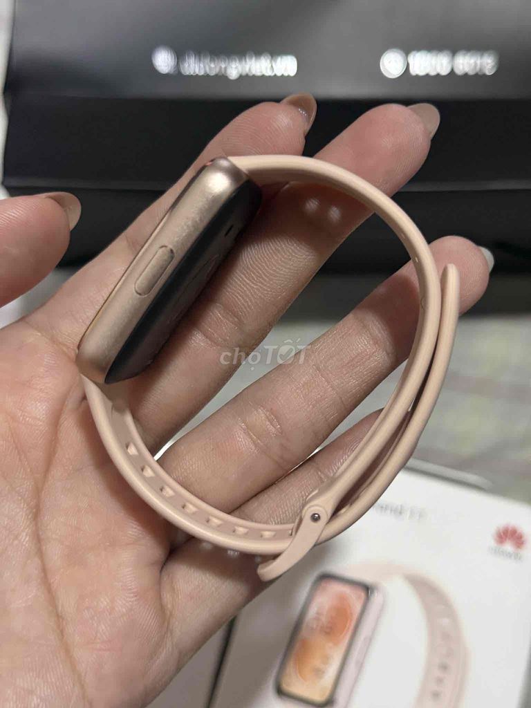 Huawei Band 11 Hồng. Mua bán Thiết bị đeo thông minh tại Quận 10 Tp Hồ Chí Minh được đăng bởi Thiện hình 1