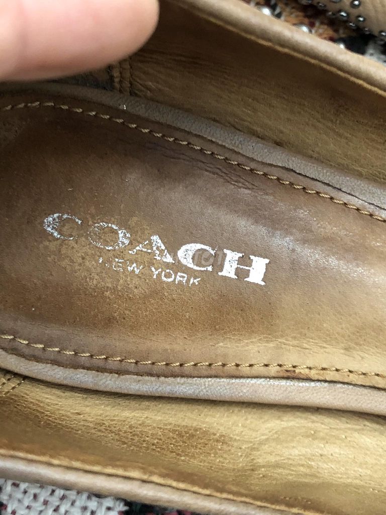 Đôi giày bệt hiệu Coach chính hãng da thật, 2hand